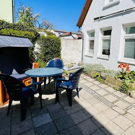Holiday home Kapitaenshaus *